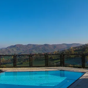 https://antica-corte-casa-marini.emilia-romagnahotels.net